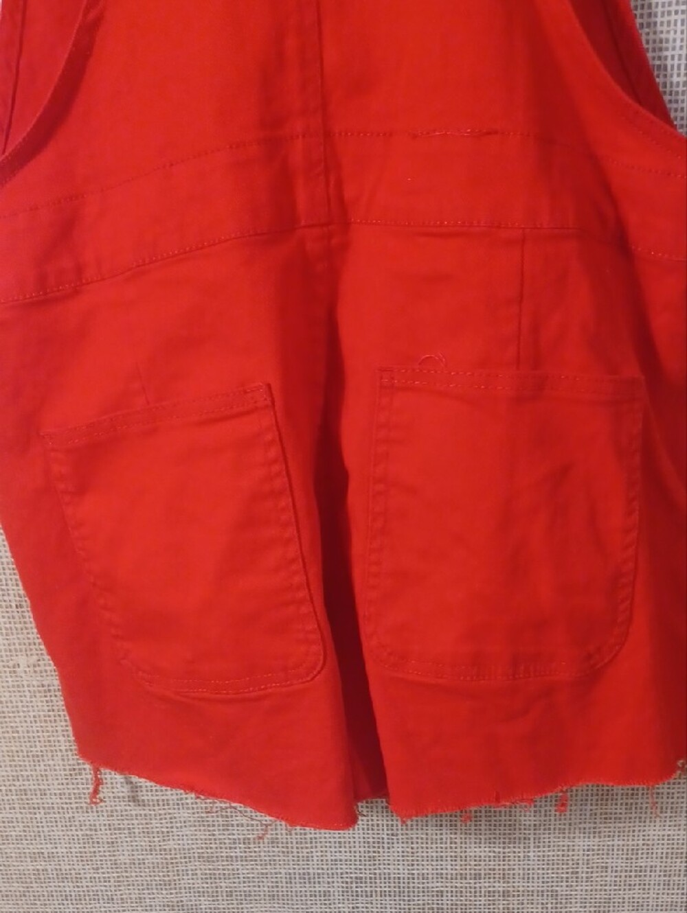 No Boundaries Red Denim Short Overalls - Picture 9 of 11